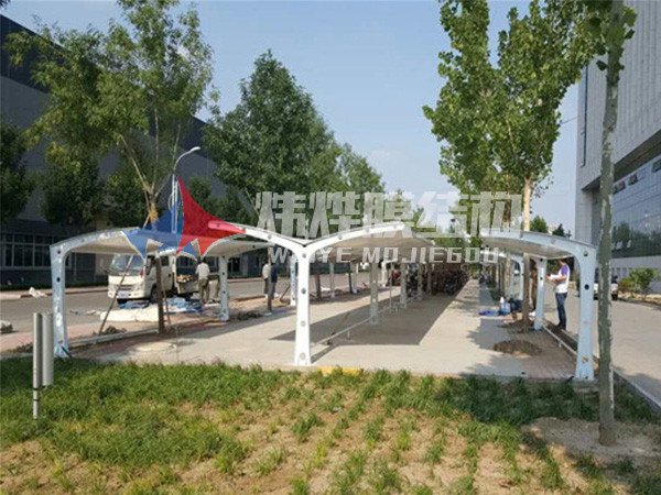 英軒重工膜結構車棚